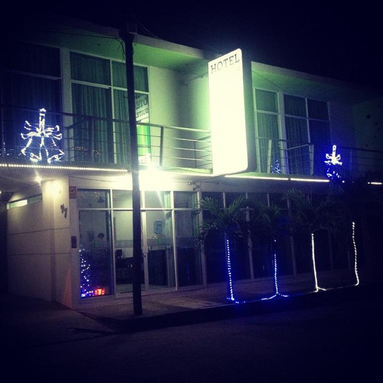 Hotel & Suites Mo Sak Tapachula Exterior foto